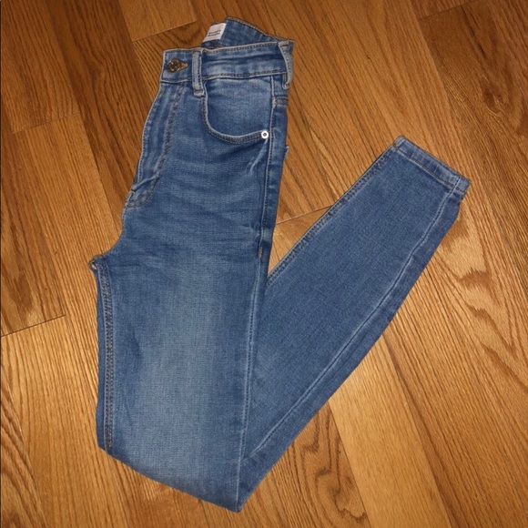 Zara High Waisted Skinny Jeans (Size 00) - Picture 2 of 4